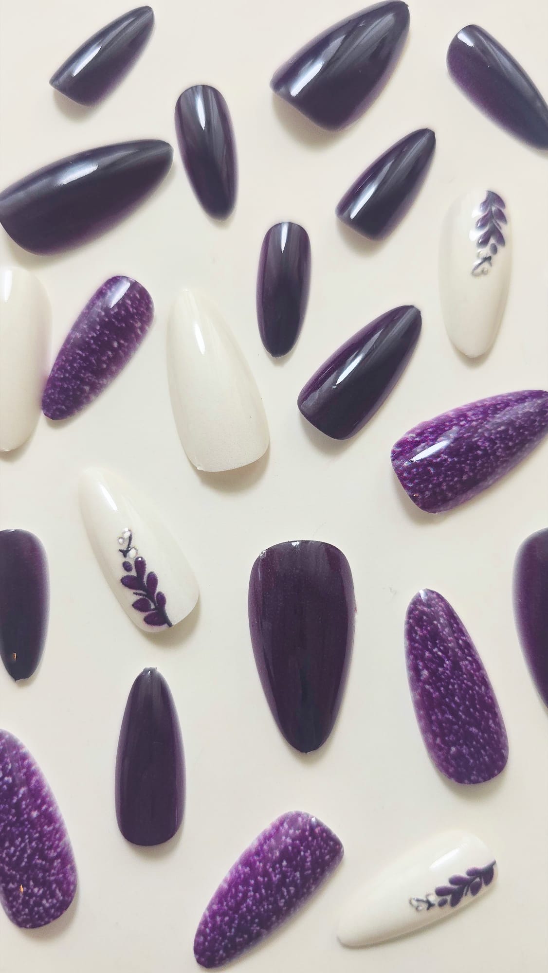 Unhas Postiças - 1261 Curta | Média