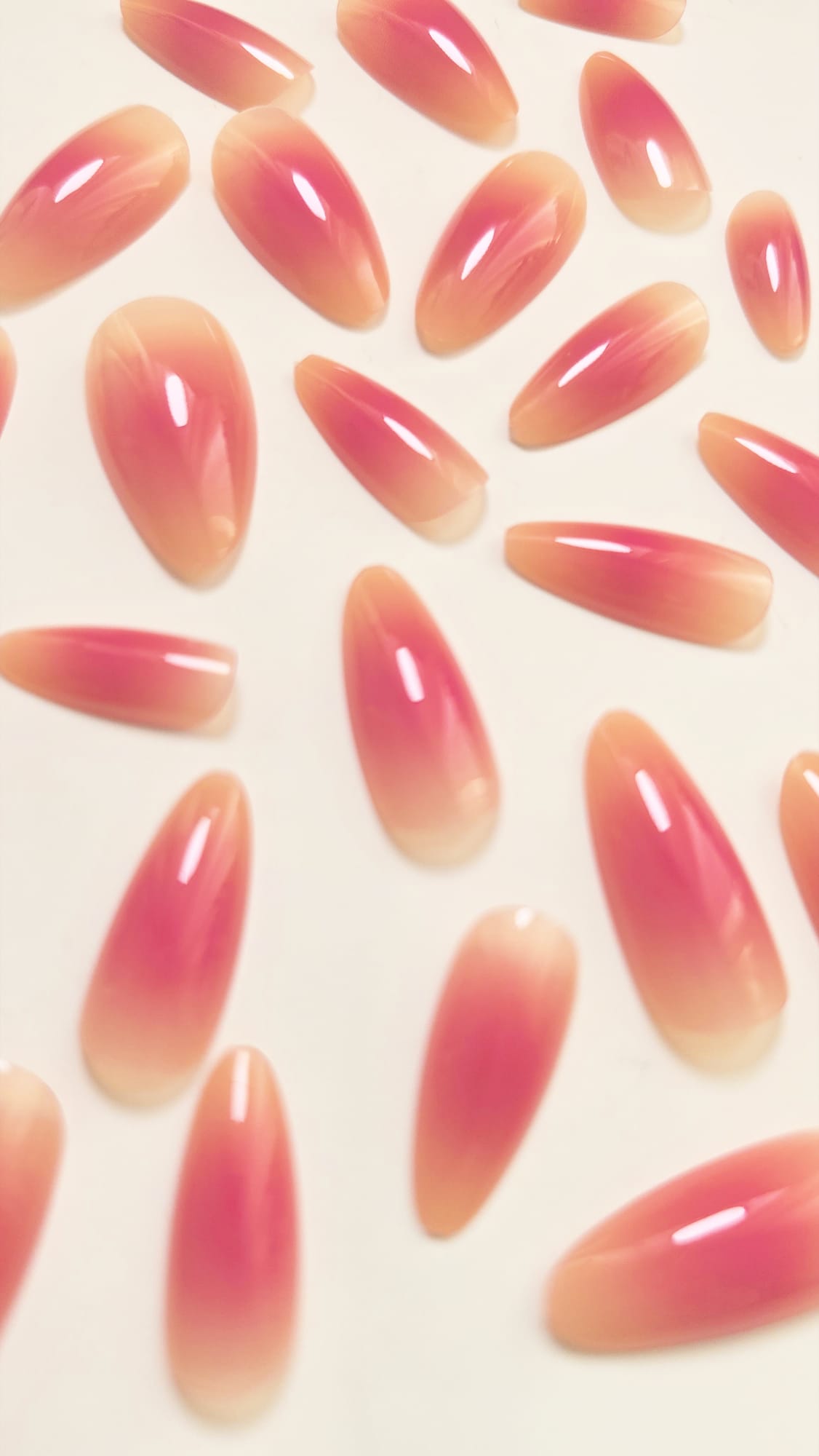 Unhas Postiças  - 1304 Media | Longa