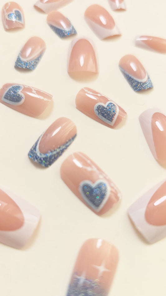 Unhas Postiças  - 1311 Curta | Media